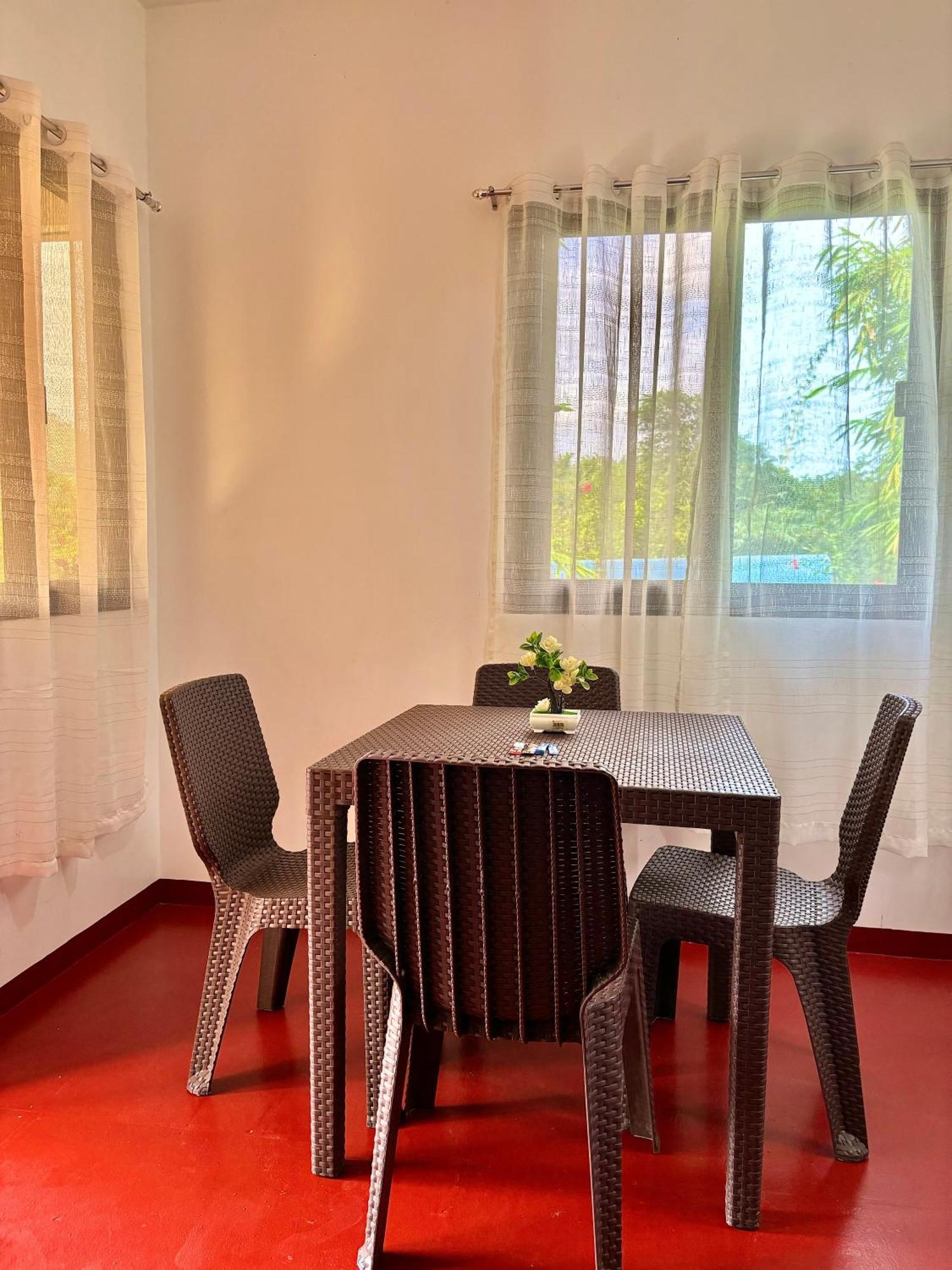 Luzville Transient House - Port Barton Itaytay Экстерьер фото